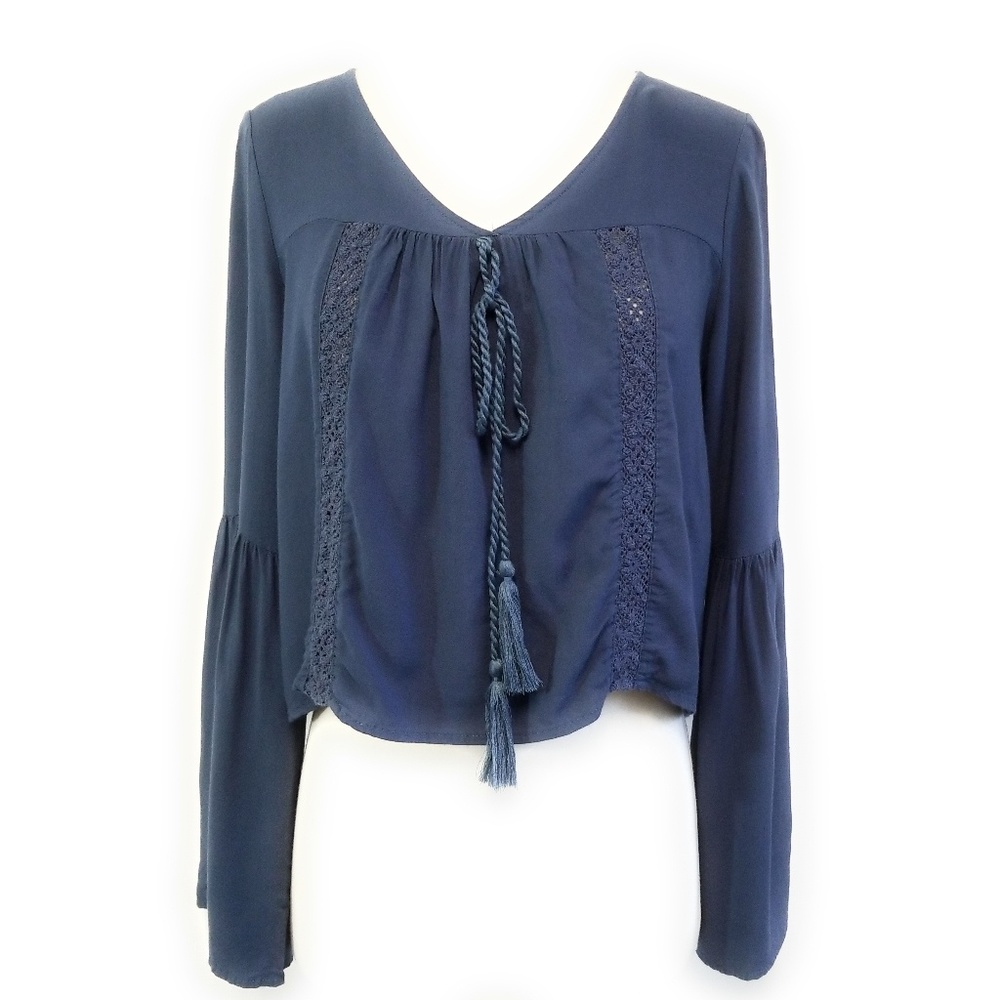 KENDALL & KYLIE Womens Smokey Blue Bell Sleeve Boho Crop Top Size M